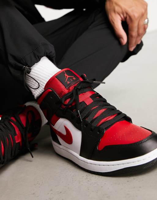 Jordan one rouge outlet et noir