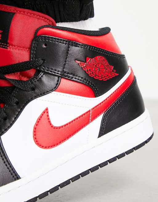 Air Jordan 1 Baskets mi hautes Rouge sport blanc noir