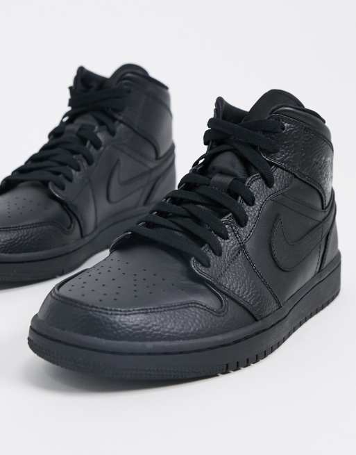 Air Jordan 1 – Czarne buty sportowe o średniej wysokości