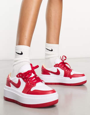 Air Jordan 1 Elevate Sneakers basse bianche e rosso fuoco ASOS