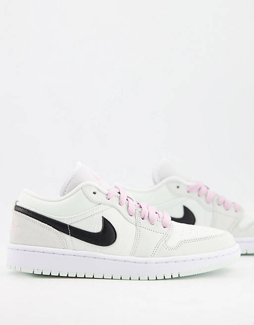 Air Jordan 1 Low SE trainers in mint green and baby pink