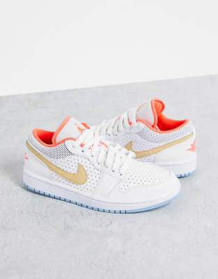 Jordan Air Jordan 1 Low SE trainers in white stone and baby blue