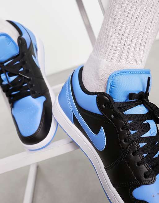 Blue white best sale black nike