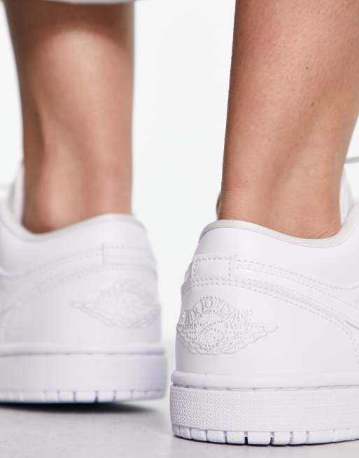 Jordan 1 low white on clearance feet