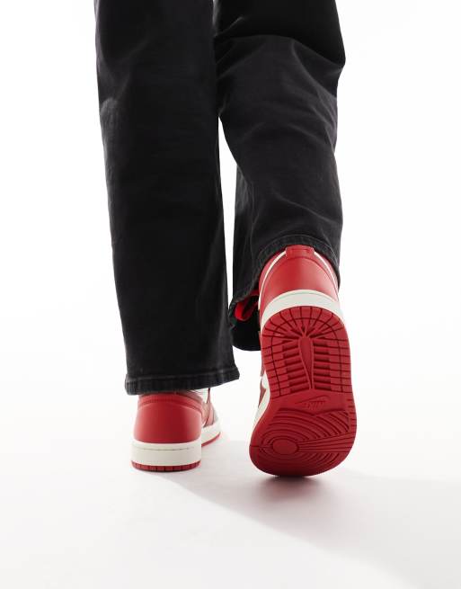 Air Jordan 1 Method of Make trainers in sport red and black, 5 of 5