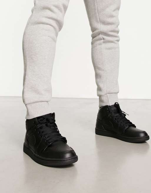 Air Jordan 1 Mid in triple black ASOS