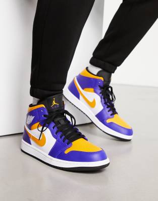 Air Jordan – 1 Mid – Niebiesko-żółte buty sportowe | ASOS