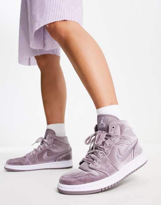 Air Jordan 1 Mid SE Baskets mi hautes en velours Violet fum