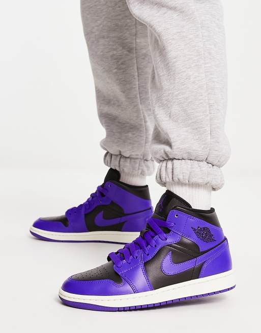 Air Jordan 1 Mid Sneakers in donker concord blauw