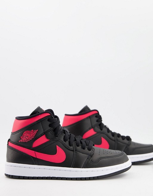 Air Jordan 1 Mid trainers in black and red