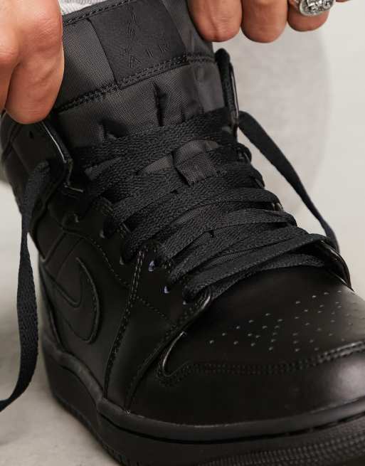 Air Jordan 1 Mid trainers in triple black BLACK