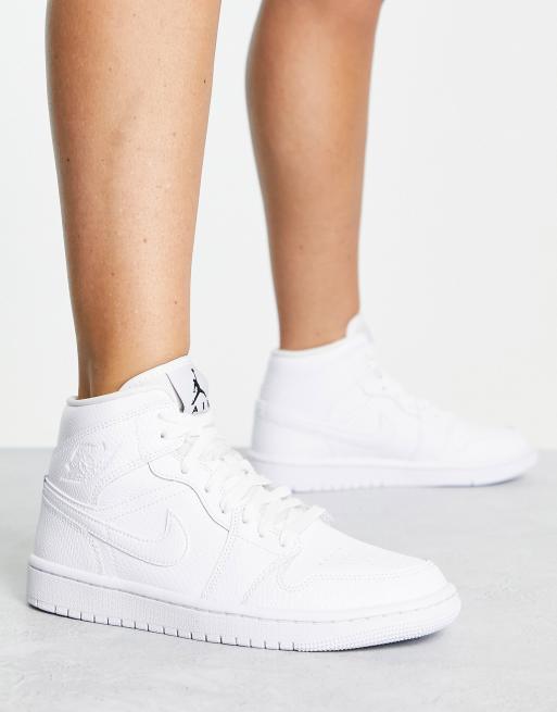 Nike air jordan mid trainers in white sale