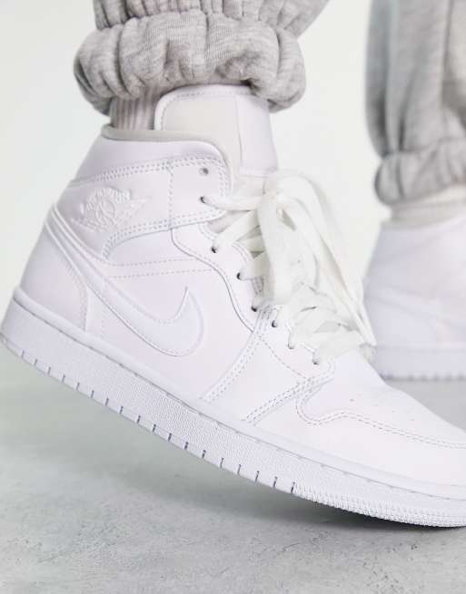 Nike air jordan store mid trainers in white