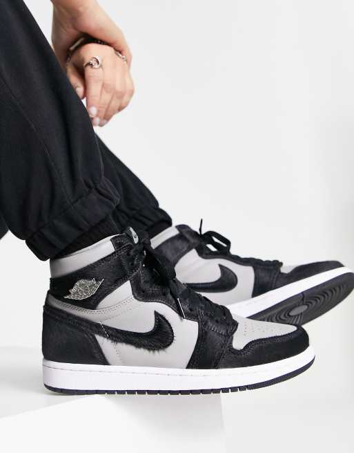 Air Jordan – 1 Retro Hi – Grå/svarta sneakers med höga skaft, 4 av 4