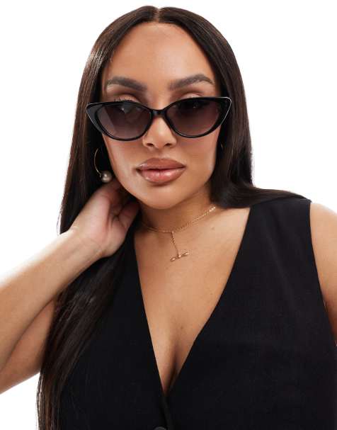 AIRE – Amalthea – Cat-Eye-Sonnenbrille in Schwarz mit rauchbraunen Gläsern - view 1