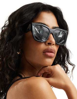 Aire AIRE pallas square sunglasses in black