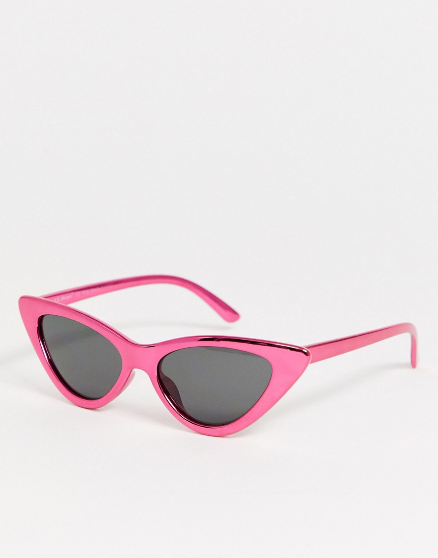 AJ Morgan cat eye sunglasses in pink chrome