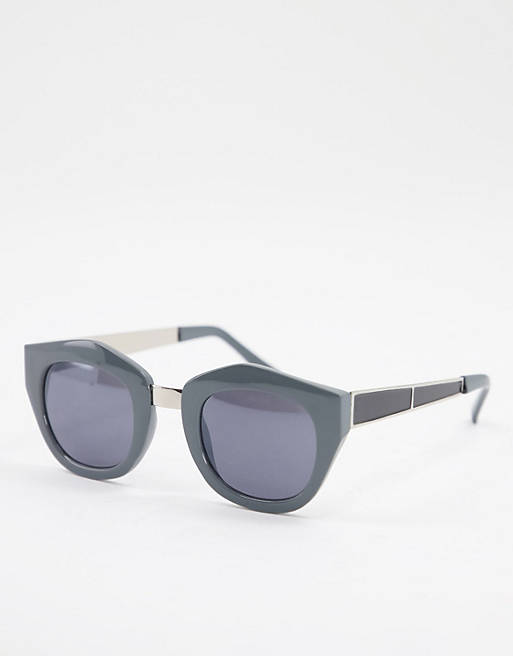 AJ Morgan chunky frame sunglasses in grey