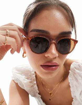 AJ Morgan AJ Morgan grad school round sunglasses in vintage tort-Brown