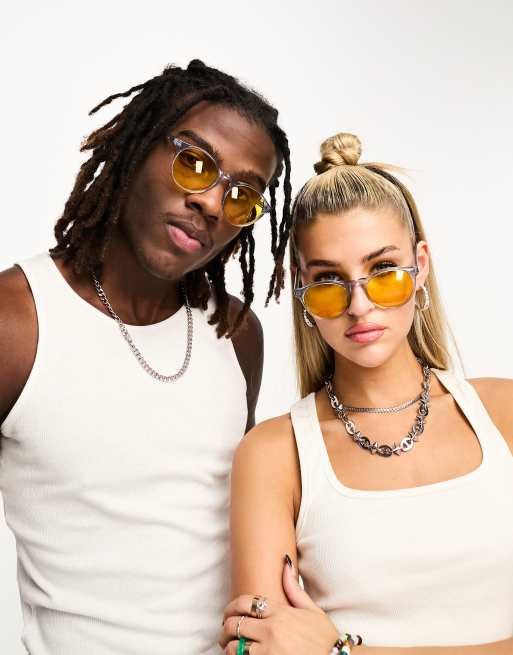 AJ Morgan – Grad School – Runde Retro-Sonnenbrille in Grau mit bernsteinfarbenen Gläsern 