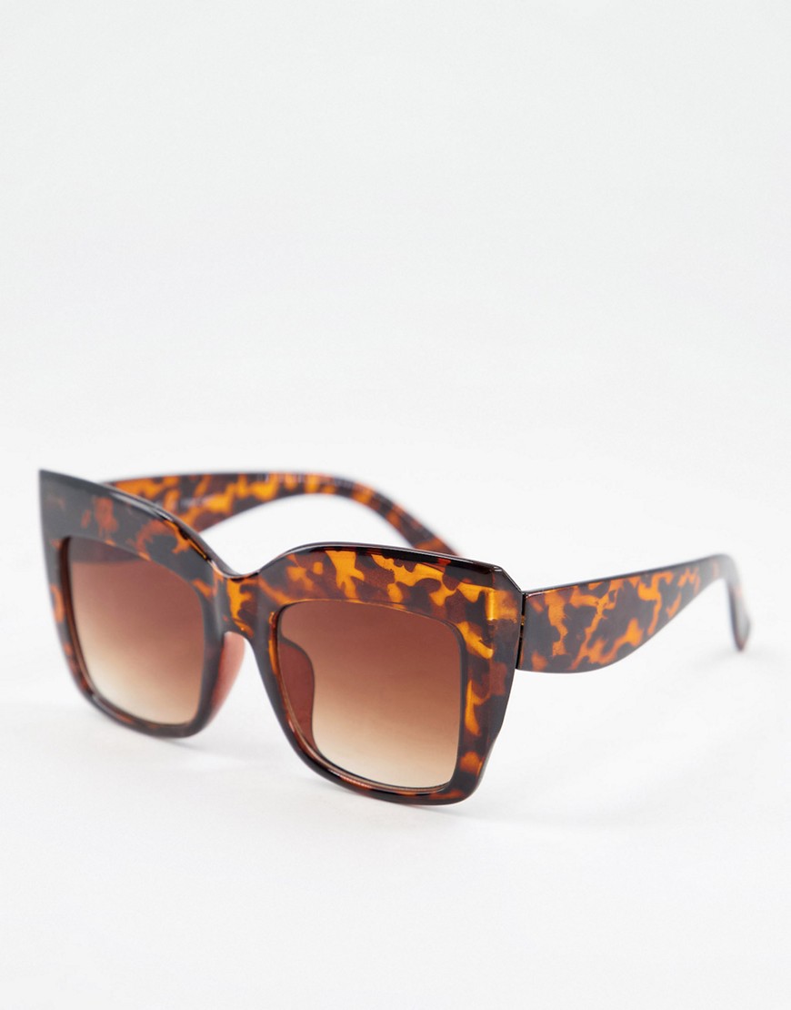 Aj Morgan Imperial Glam Square Sunglasses In Tort-brown