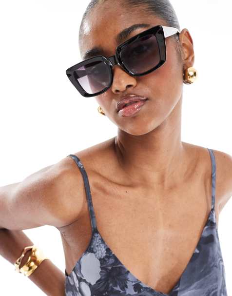AJ Morgan large square sunglasses in black with light brown lens - view 1
