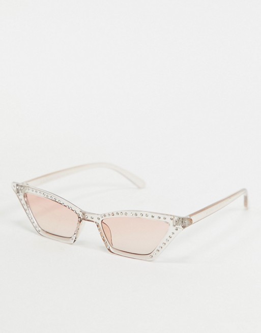AJ Morgan lethal diamante detail cateye sunglasses