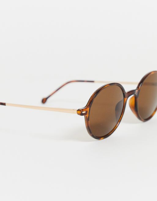 Small Round Sunglasses in Tortoise