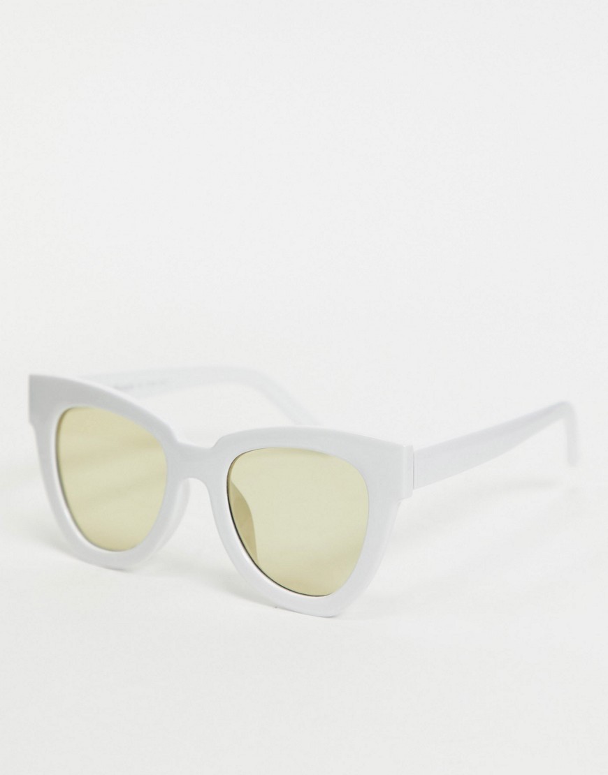 AJ Morgan not standard cateye sunglasses-White