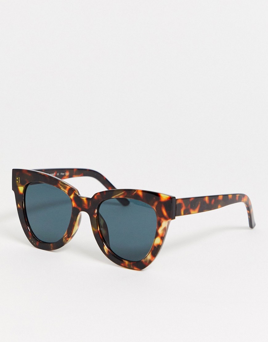 AJ Morgan over sized cat eye sunglasses in tort-Brown