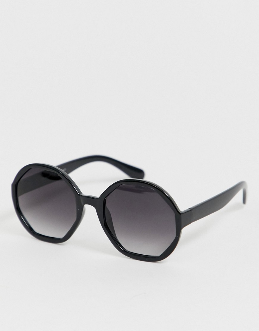 AJ Morgan - Oversized achthoekige zonnebril in zwart