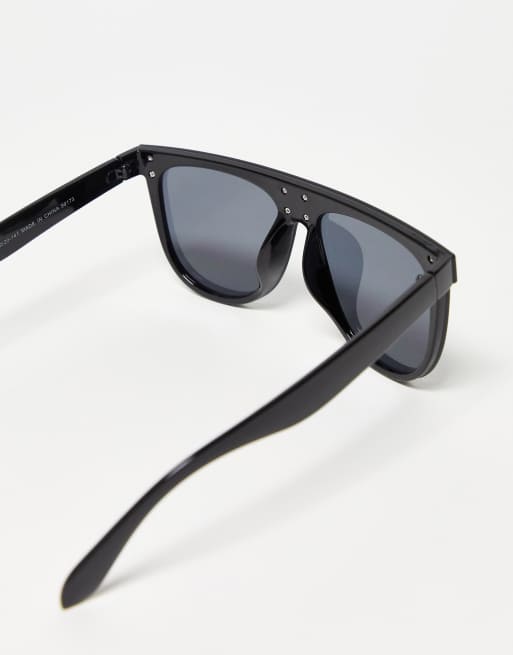 AJ Morgan oversized shield sunglasses in black with stud  display picture 3