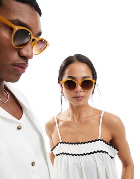 AJ Morgan point dexter round sunglasses in amber with brown lens - view 1