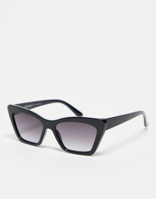 AJ Morgan razzy vintage cateye sunglasses in black - ASOS Price Checker