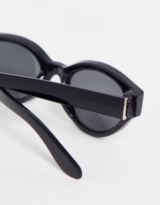 AJ Morgan Slim Vintage Cat Eye Sunglasses In Black | ASOS display picture 2