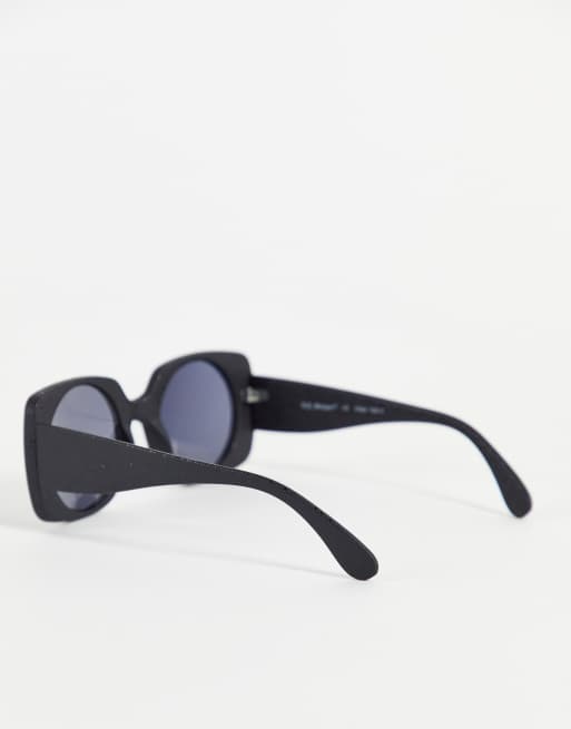  AJ Morgan black square frame sleek sunglasses AJ Morgan square sunglasses in black | ASOS main image 4