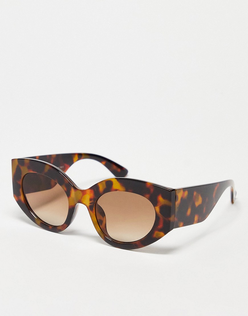 Aj Morgan Thick Frame Cat Eye Sunglasses In Tortoiseshell-brown