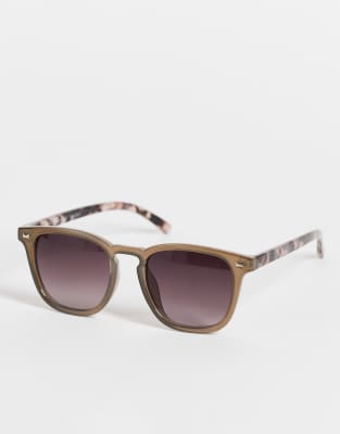 AJ Morgan AJ Morgan unisex square sunglasses in grey