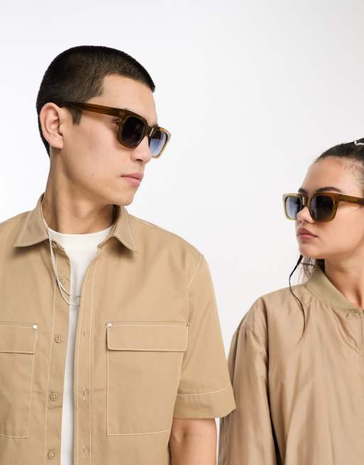 A.Kjaerbede – Nancy – Eckige Sonnenbrille in transparentem Rauchgrau 