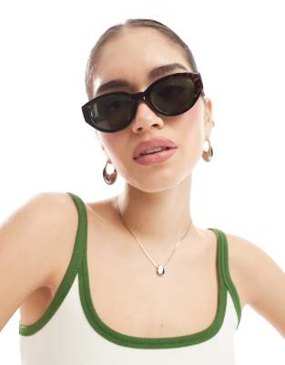 A. Kjaerbede - Winnie - Cat-Eye-Sonnenbrille in halbtransparenter Schildpatt-Optik-Braun