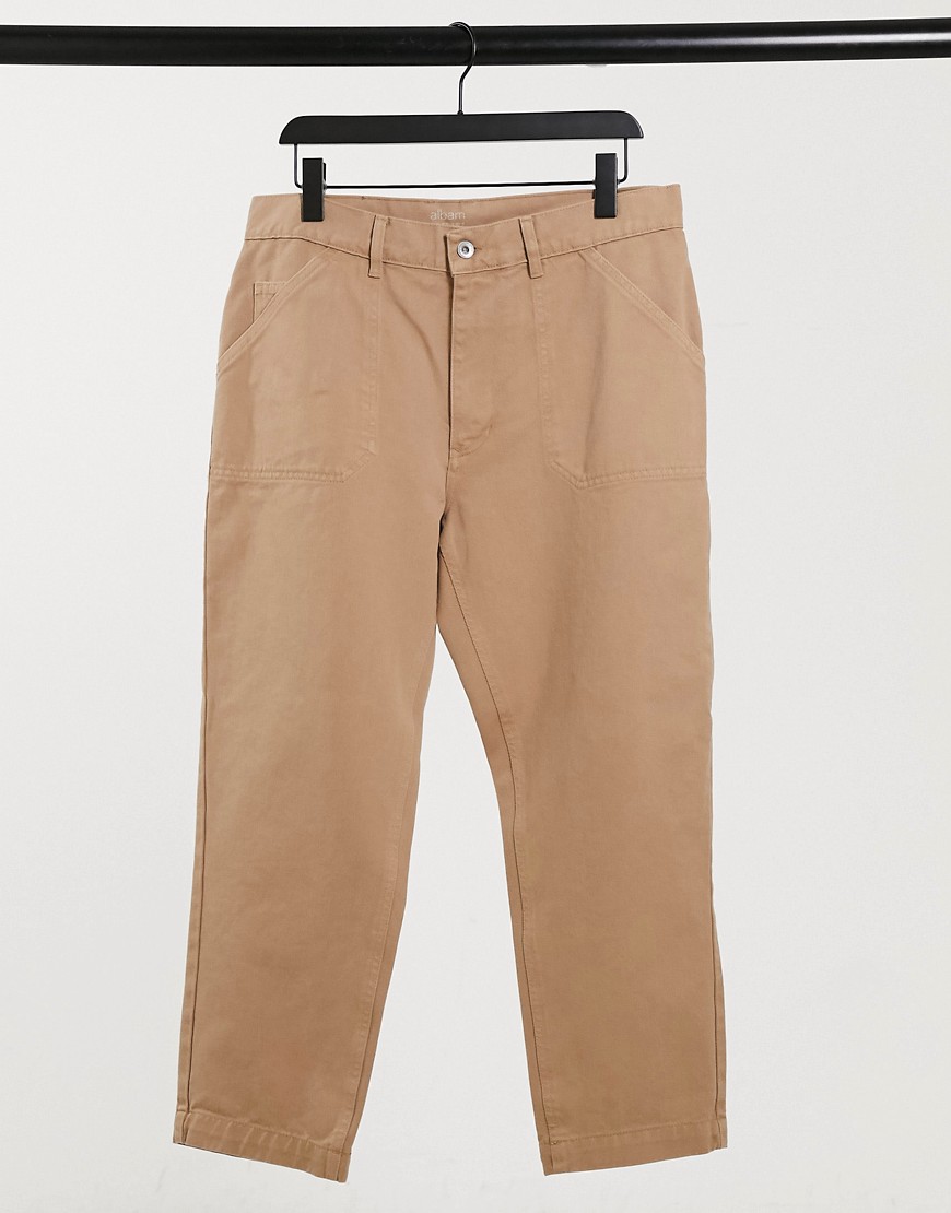 Albam – Sandfärgade jobb-byxor i cargomodell med smal passform-Brun