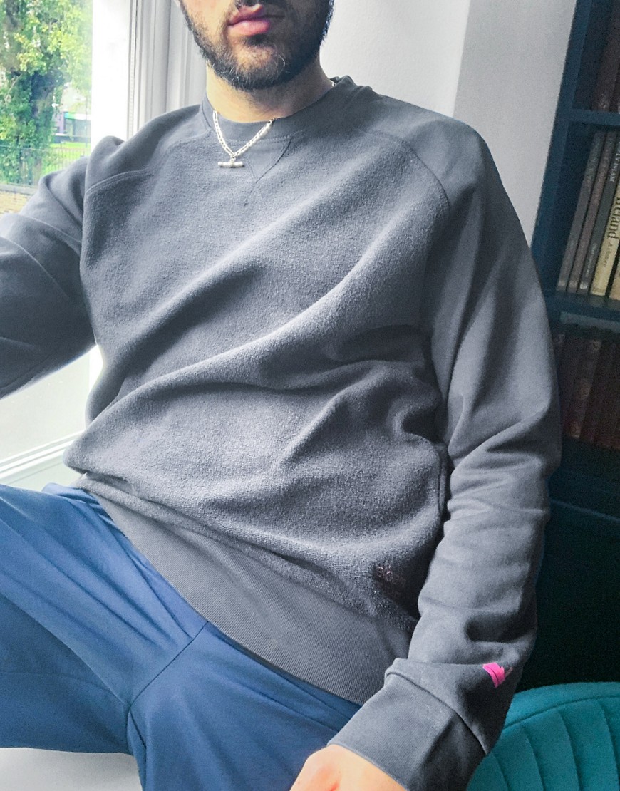 Albam Utility – Marinblå sweatshirt med raglanärmar