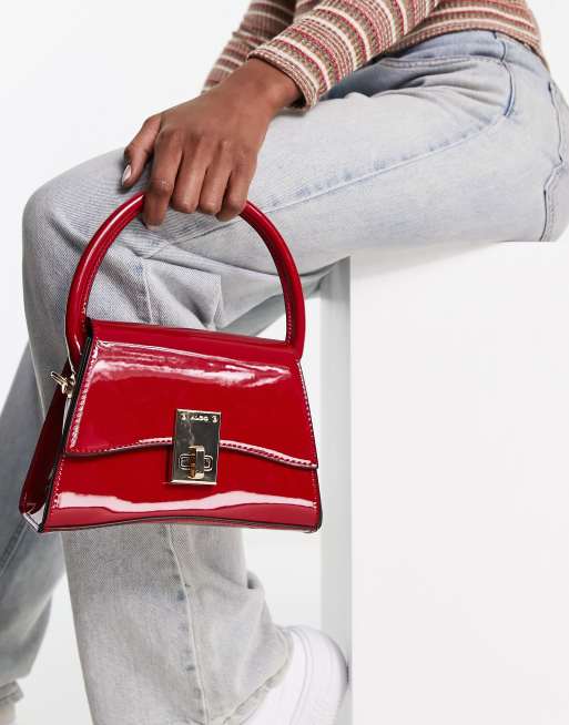 ALDO - Angelie - Rød lille taske i lak med hank foroven og crossbody-kæderem