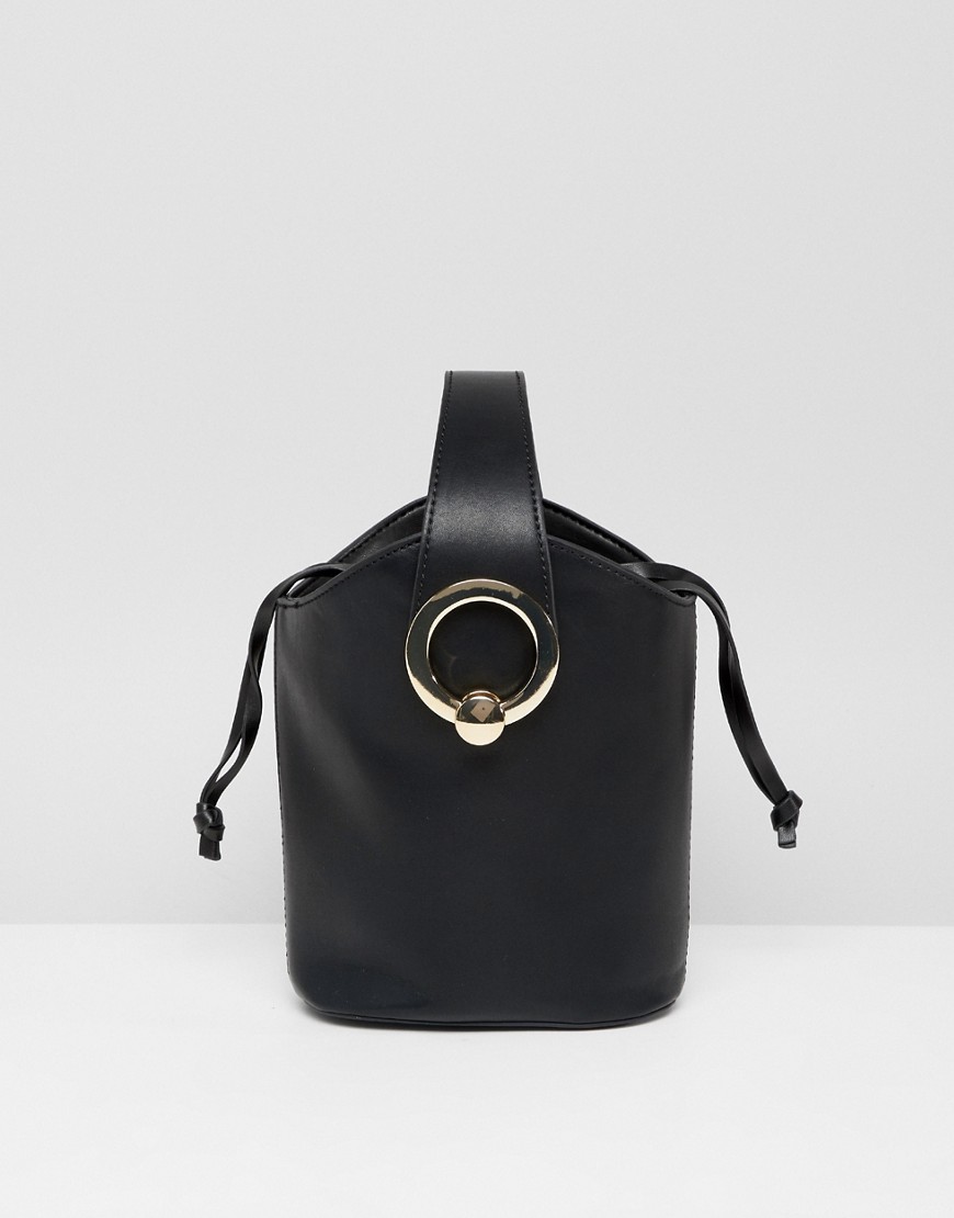 ALDO – Bankston – Svart bucketbag med guldfärgade metalldetaljer