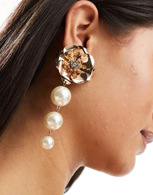 ALDO – Blumenohrstecker in Goldoptik mit Perlenanhänger