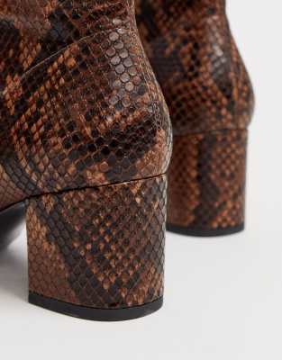 bottines serpent marron