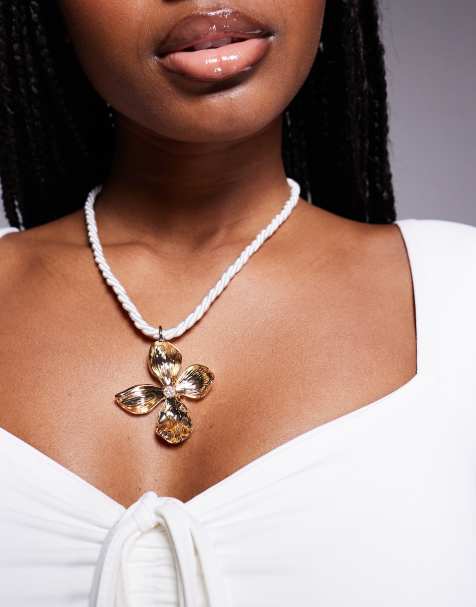 ALDO chicadellicc white cord necklace with gold flower pendant - view 1
