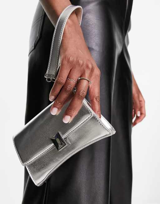 Aldo silver clutch clearance