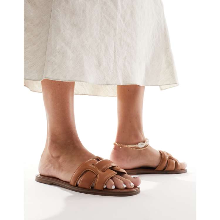 Womens tan flat on sale sandals