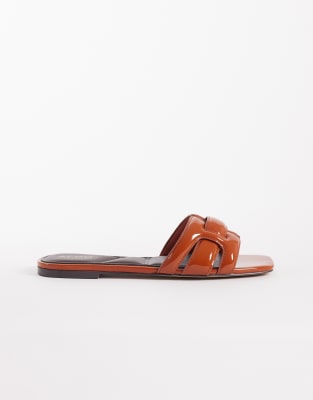  Elenaria flat sandal in tan